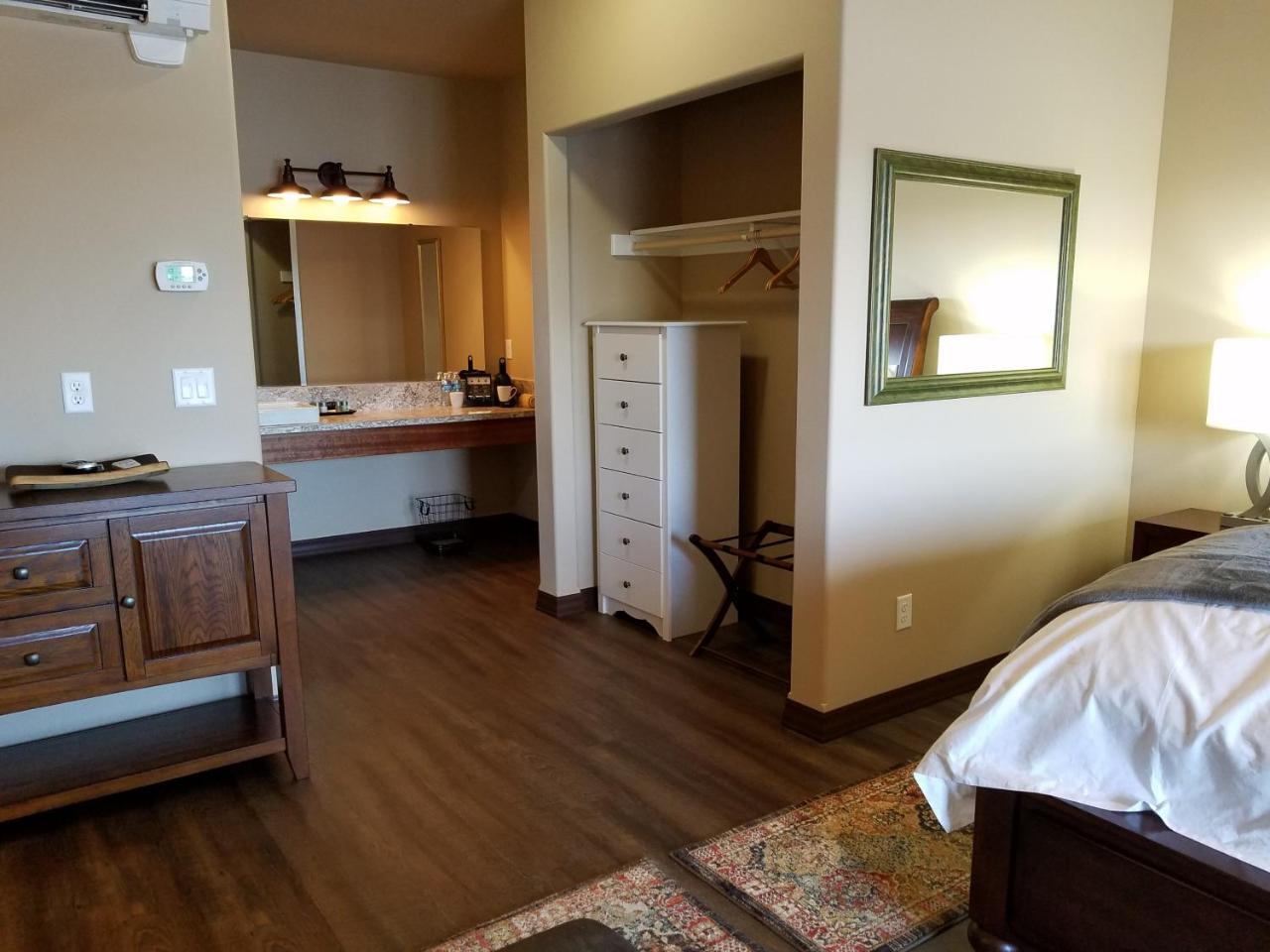 Zillah Lakes Inn Dış mekan fotoğraf